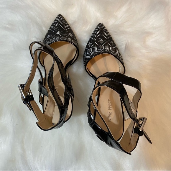 Nine West women’s black pointed toe strappy stiletto heels  in size 7.5‎ - Picture 2 of 9